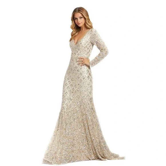 MacDuggal Lattice Sequin Long-Sleeve Gown nude sparkles size 4 - Picture 1 of 14